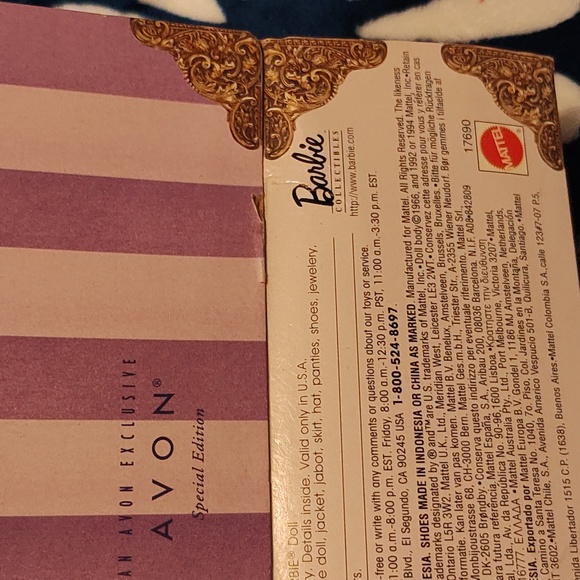 Barbie Doll Ms P. F. E. Albee Avon Exclusive First In Series 1997 - Picture 5 of 5